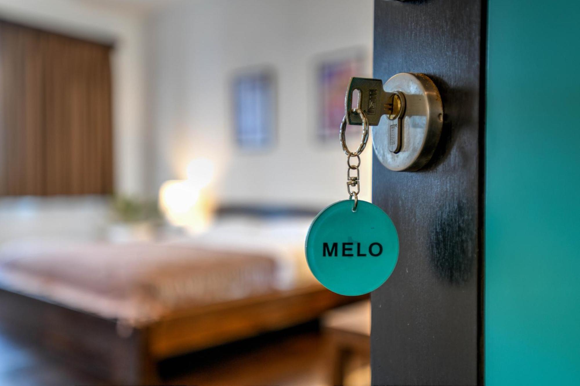 סמיניאק Melo Suites Hotel מראה חיצוני תמונה