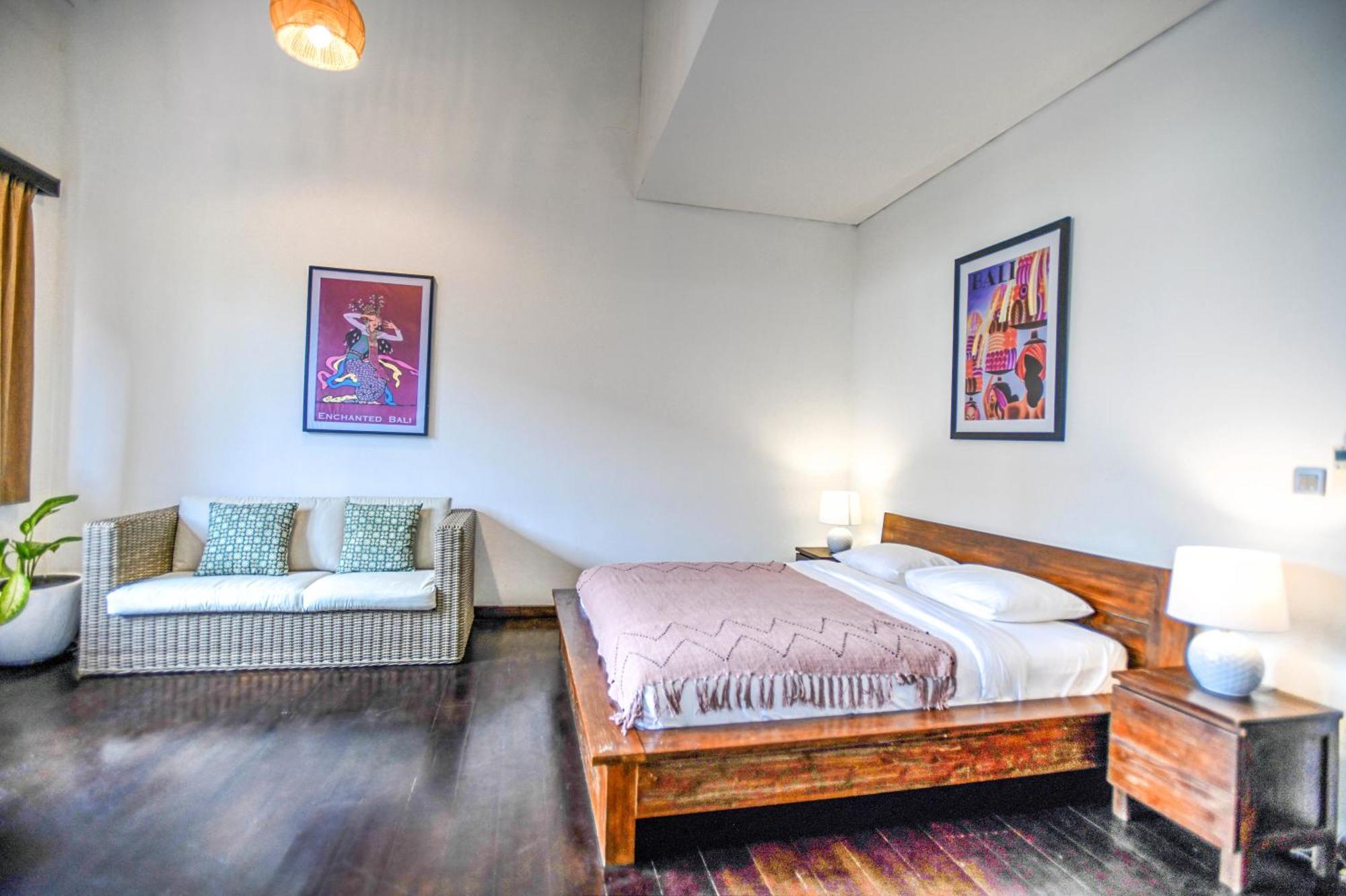 סמיניאק Melo Suites Hotel מראה חיצוני תמונה